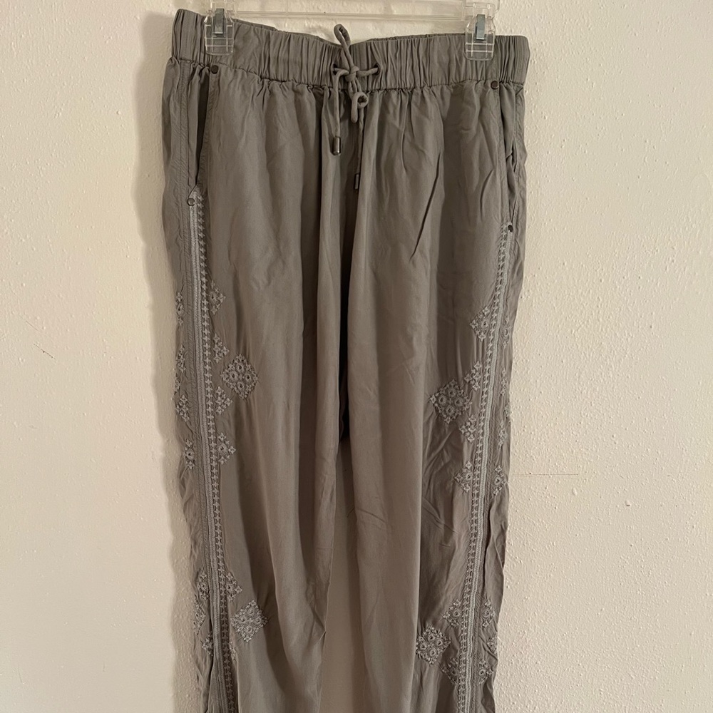 Sundance Embroidered Soft Embroidered Pants